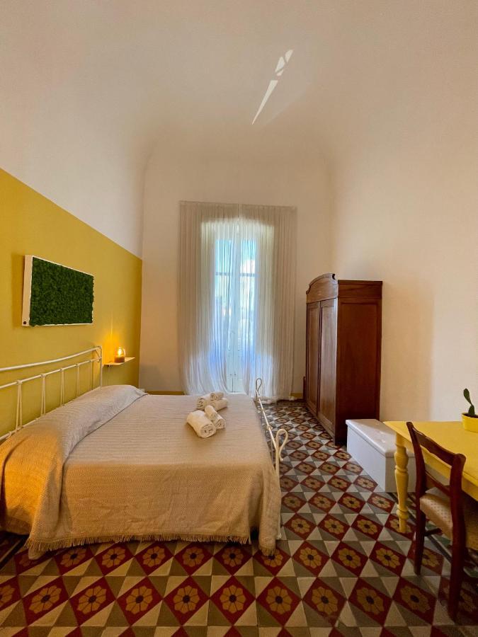 4 Balconi House-Appartamento Salentino Nel Centro Di Lecce Zewnętrze zdjęcie